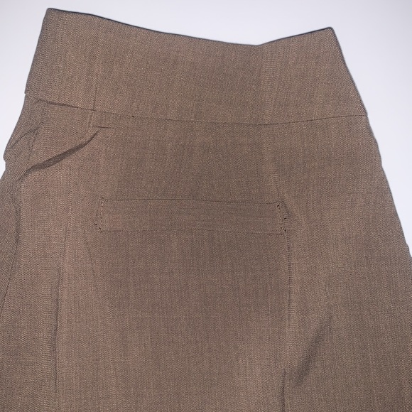Caramel Cape Business Skorts NWT - Picture 4 of 5